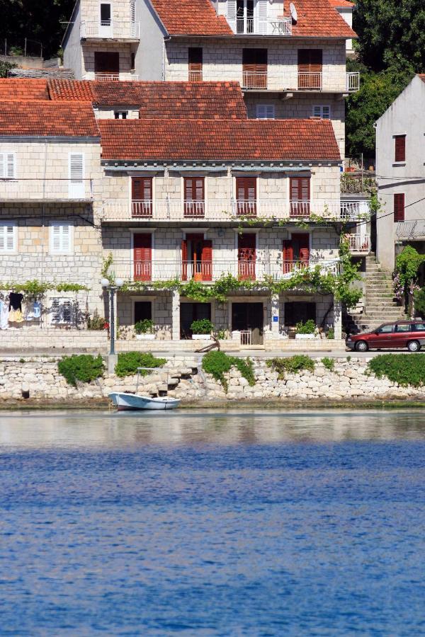 Apartments And Rooms By The Sea Racisce, Korcula - 4341 Exterior photo